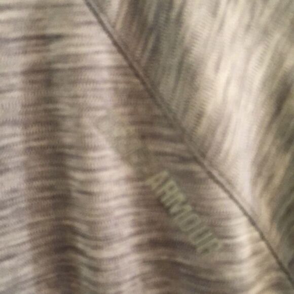 Under Armour heathered three-quarter zip mock long sleeve top size L - Picture 5 of 5